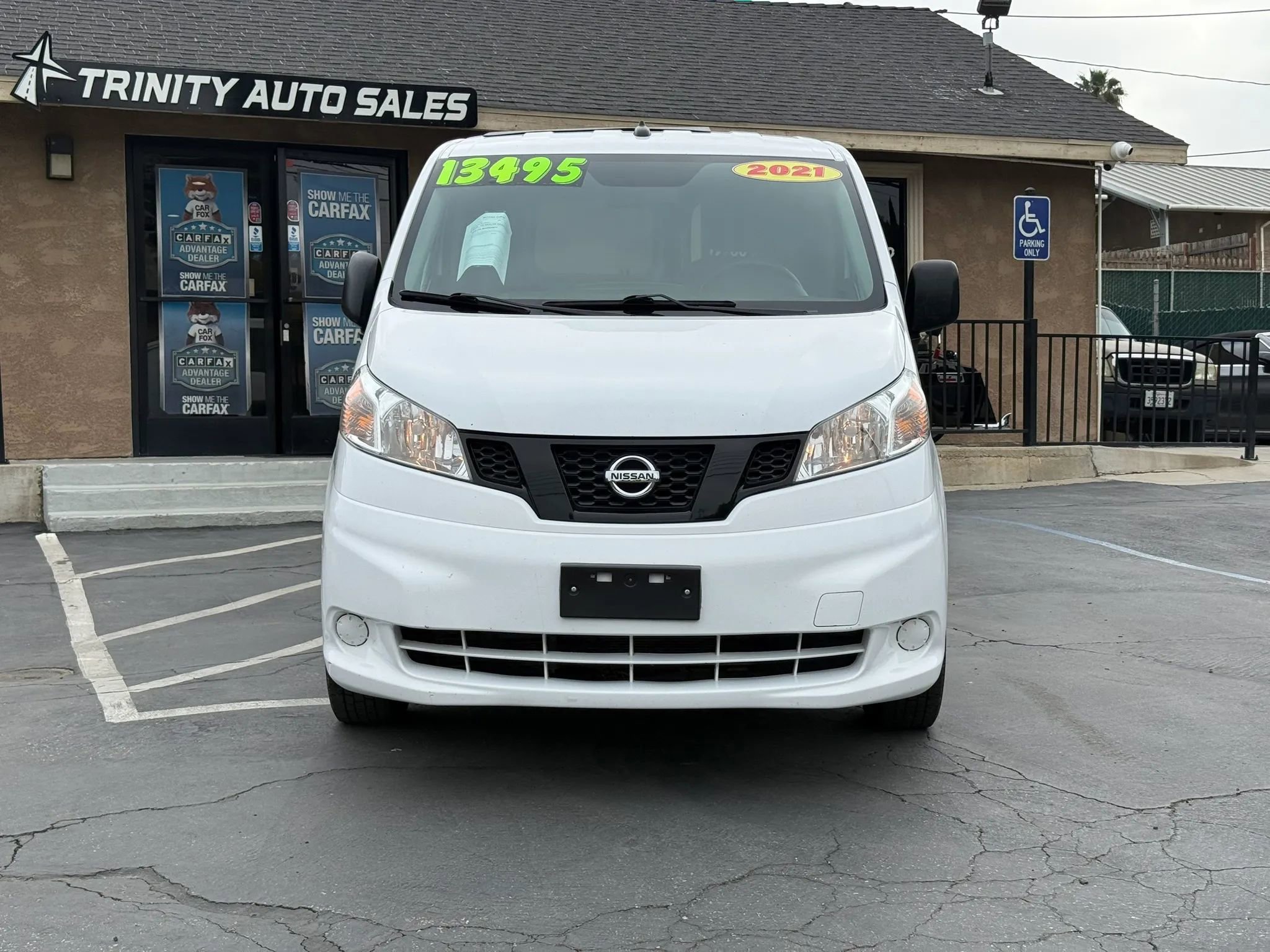 Used 2021 Nissan NV200 S w/ Back Door Glass Package image 2