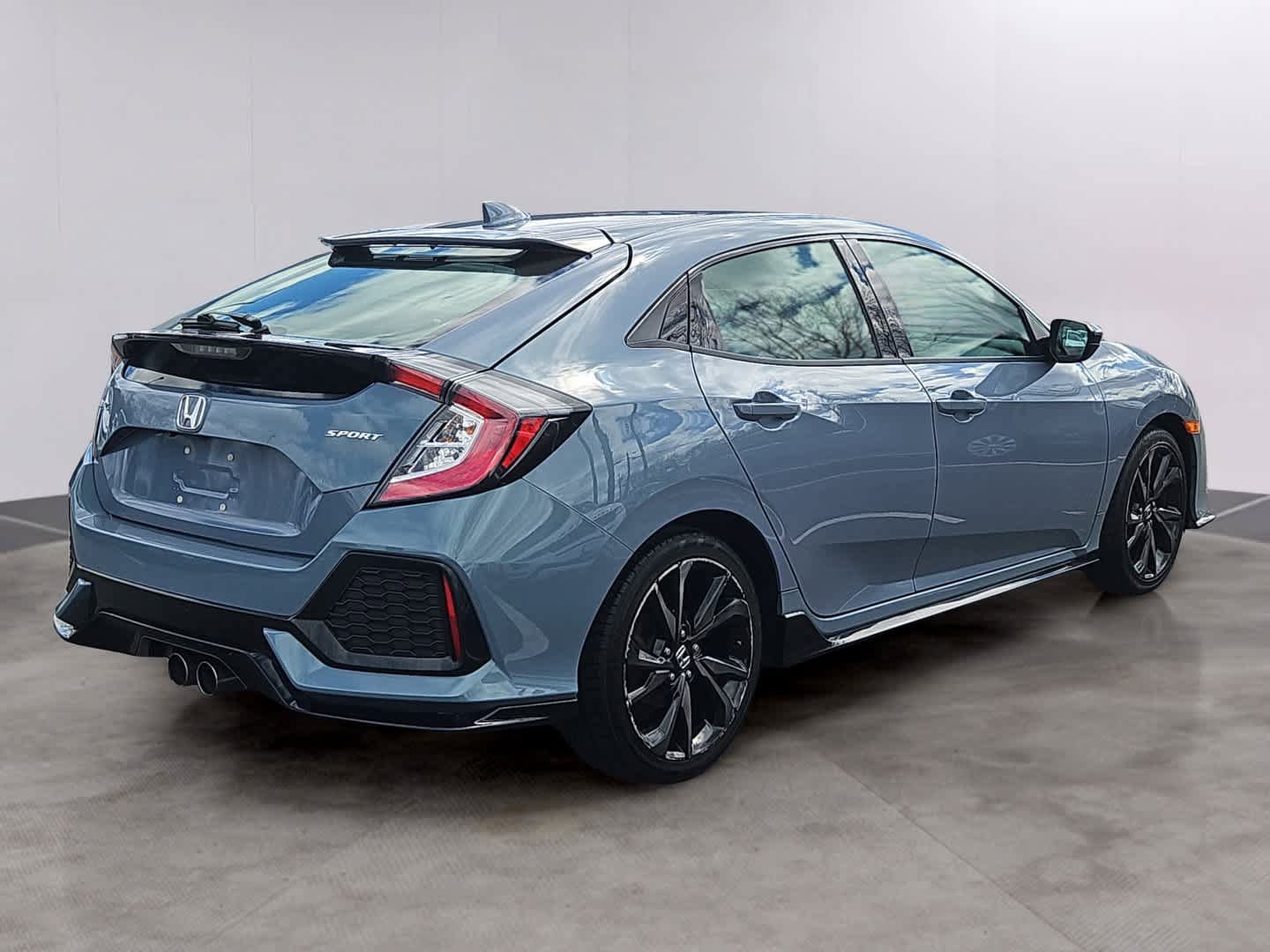 Used 2018 Honda Civic Sport image 4