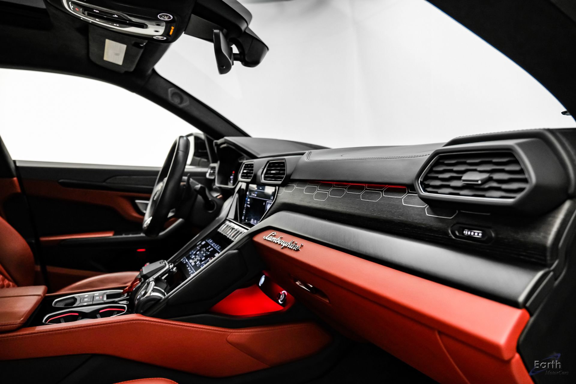 Used 2022 Lamborghini Urus AWD/4WD image 52
