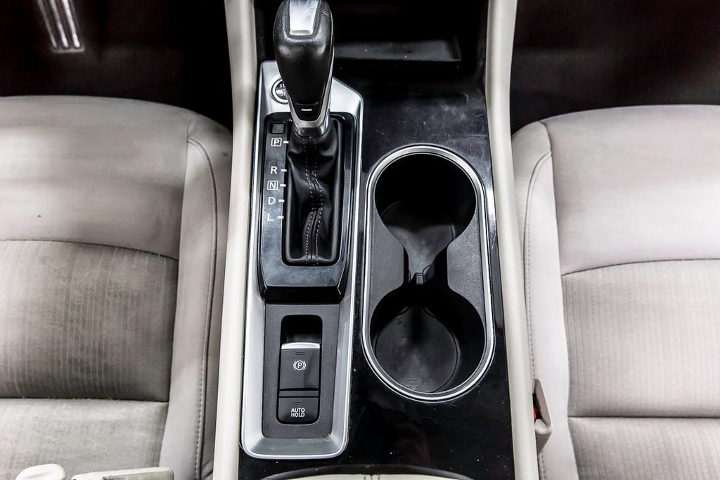 Used 2021 Nissan Altima 2.5 SV w/ SV Premium Package FWD image 25