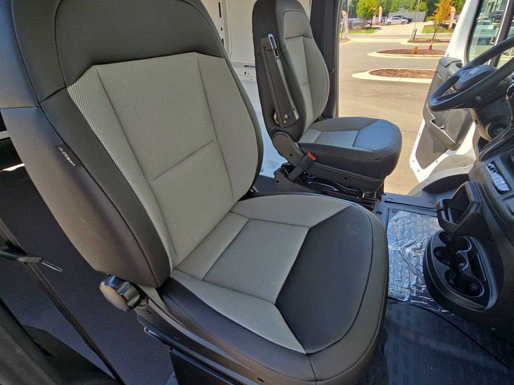 New 2025 RAM ProMaster 1500 w/ Convenience Group image 10