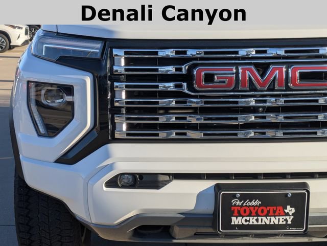 Used 2024 GMC Canyon Denali image 3