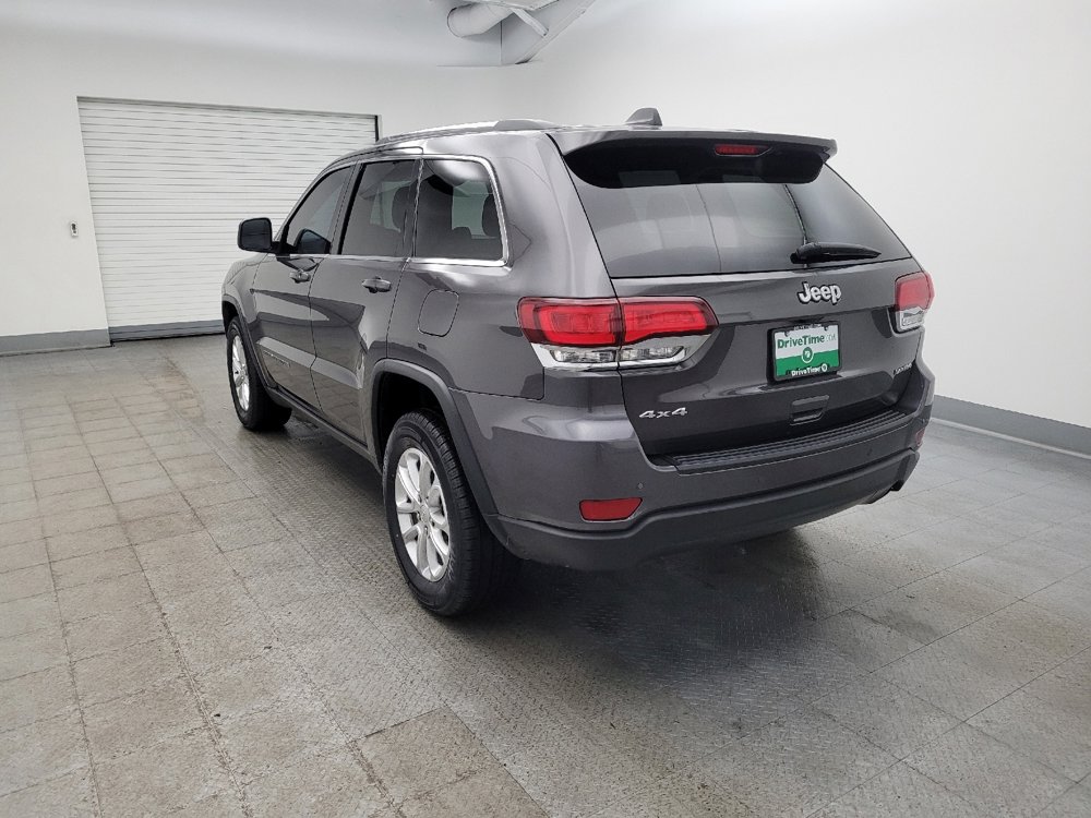 Used 2021 Jeep Grand Cherokee Laredo image 5