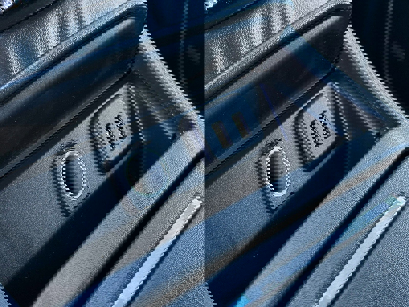 Used 2018 Chevrolet Suburban Premier image 25