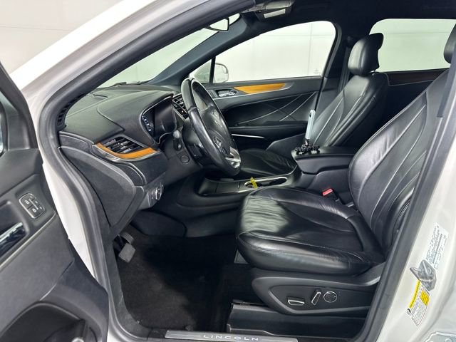 Used 2019 Lincoln MKC Select w/ MKC Climate Package image 11