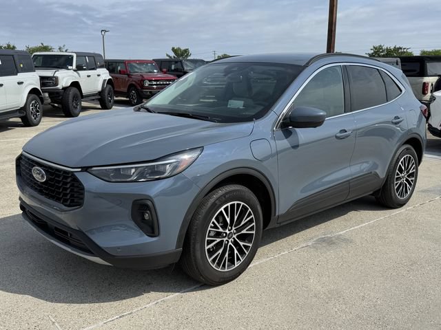 Used 2025 Ford Escape SE w/ PHEV Premium Package FWD image 10