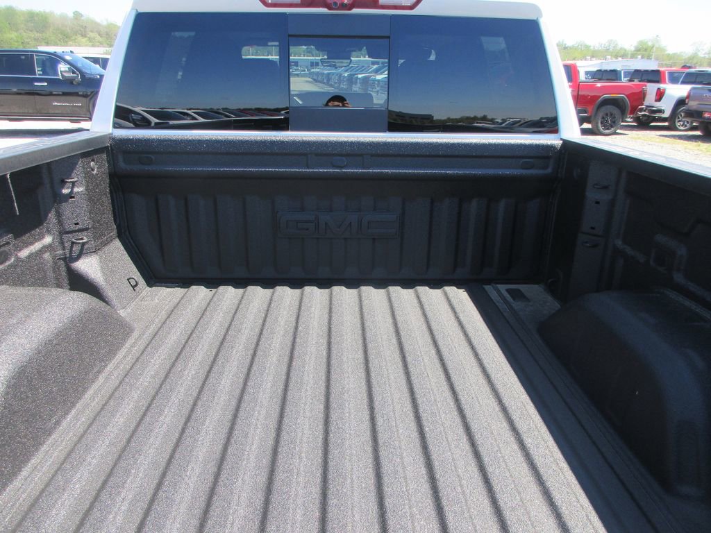New 2026 GMC Sierra 1500 AT4 w/ AT4 Premium Package image 7