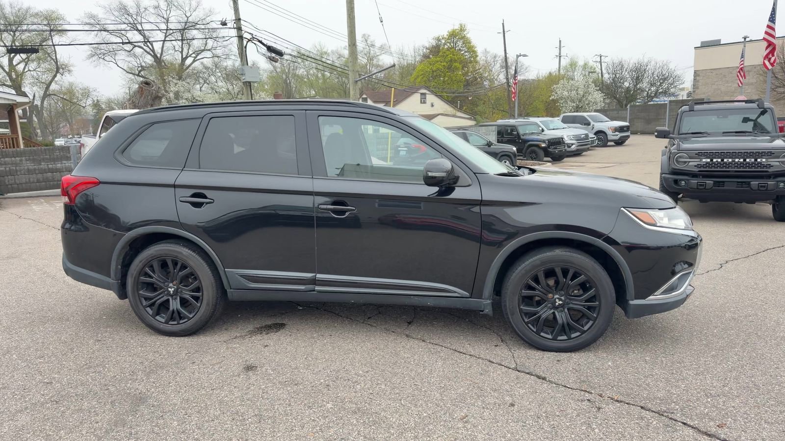 Used 2018 Mitsubishi Outlander LE image 11