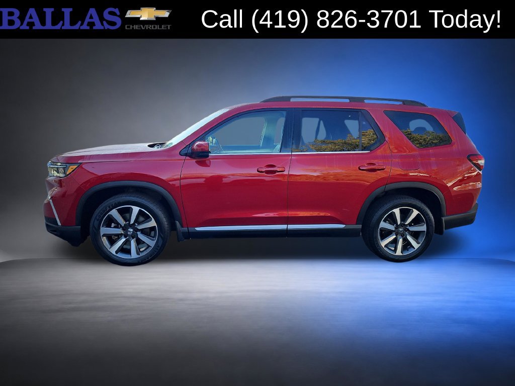 Used 2023 Honda Pilot Touring image 2