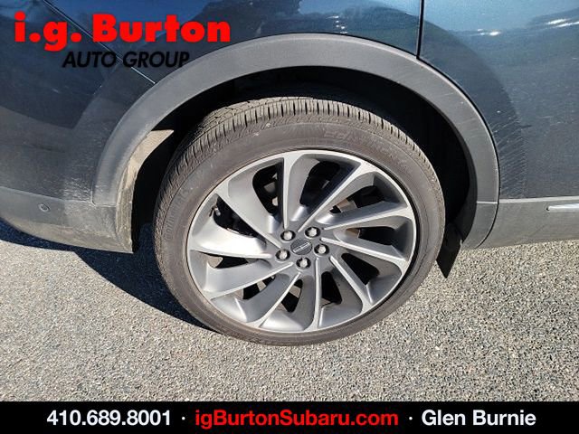 Used 2023 Lincoln Nautilus Reserve w/ Equipment Group 202A image 7