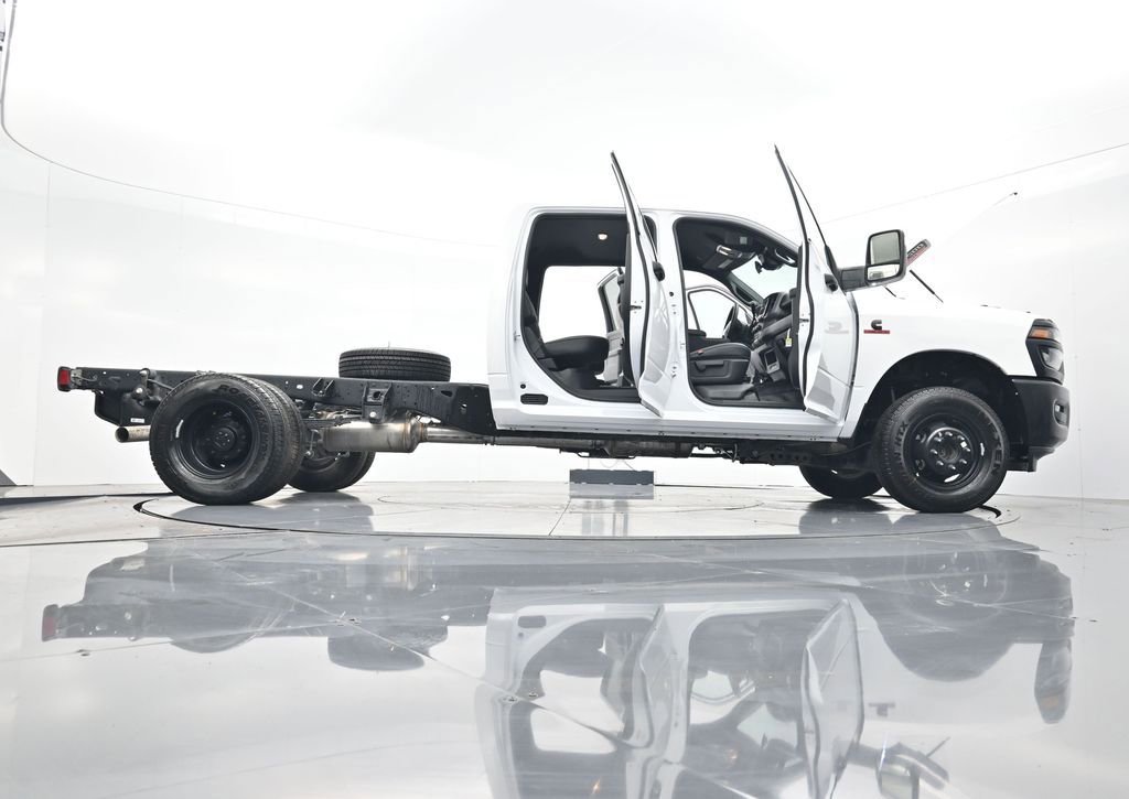 New 2026 RAM 3500 Tradesman image 45