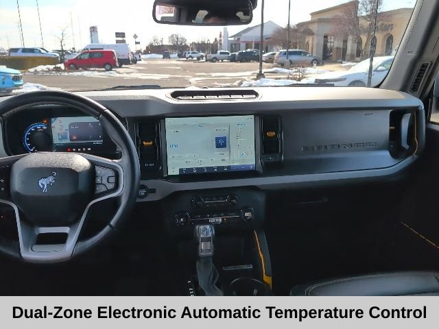 Used 2021 Ford Bronco Badlands image 4