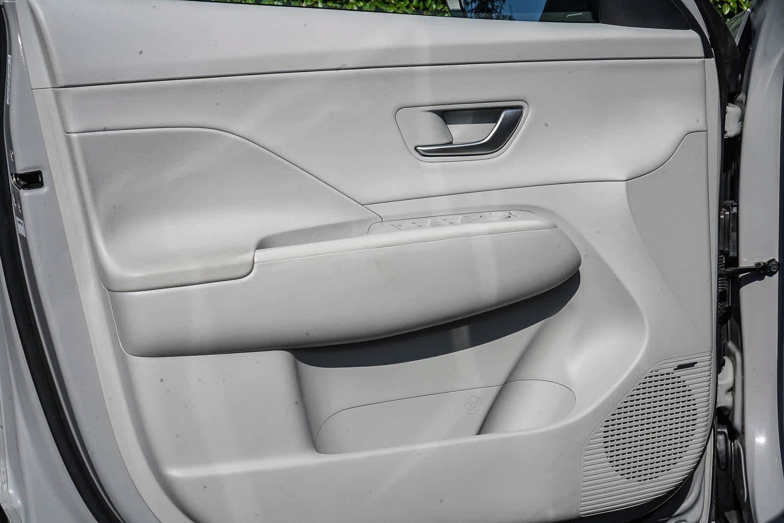 Used 2024 Hyundai Kona Limited AWD/4WD image 20