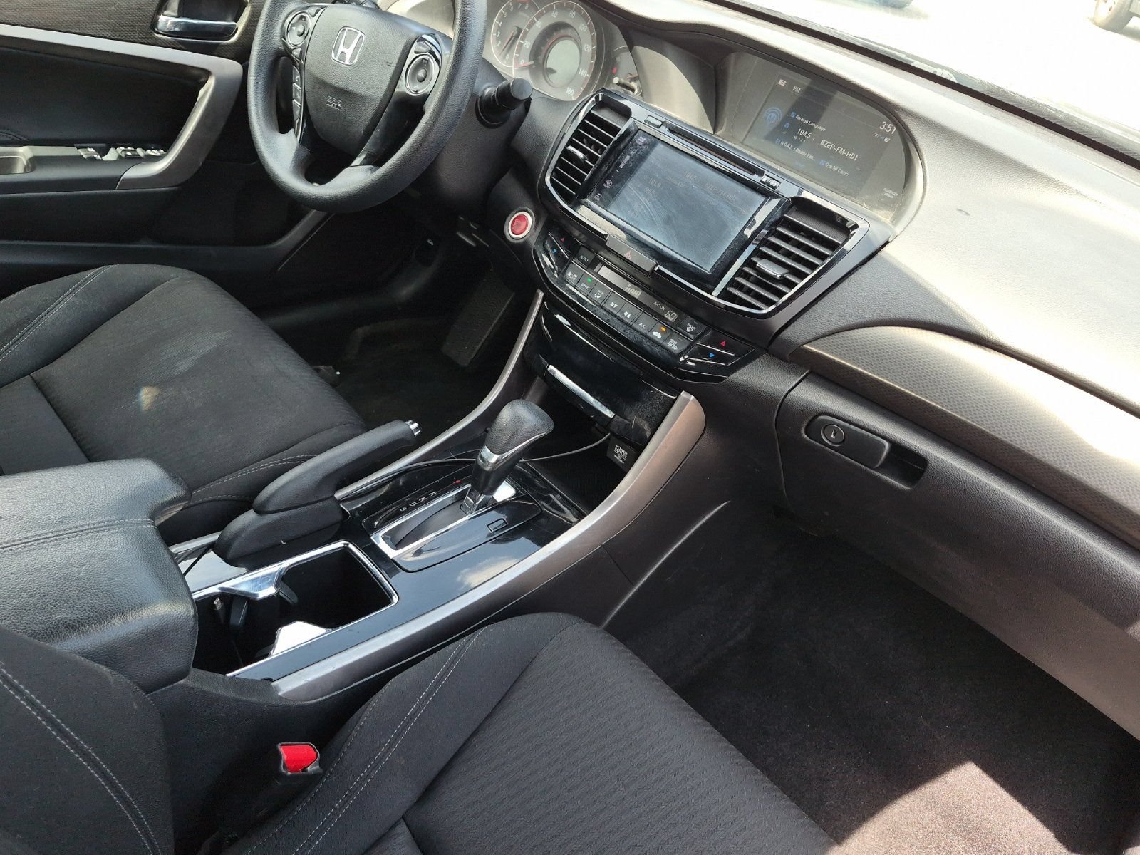Used 2017 Honda Accord EX image 14