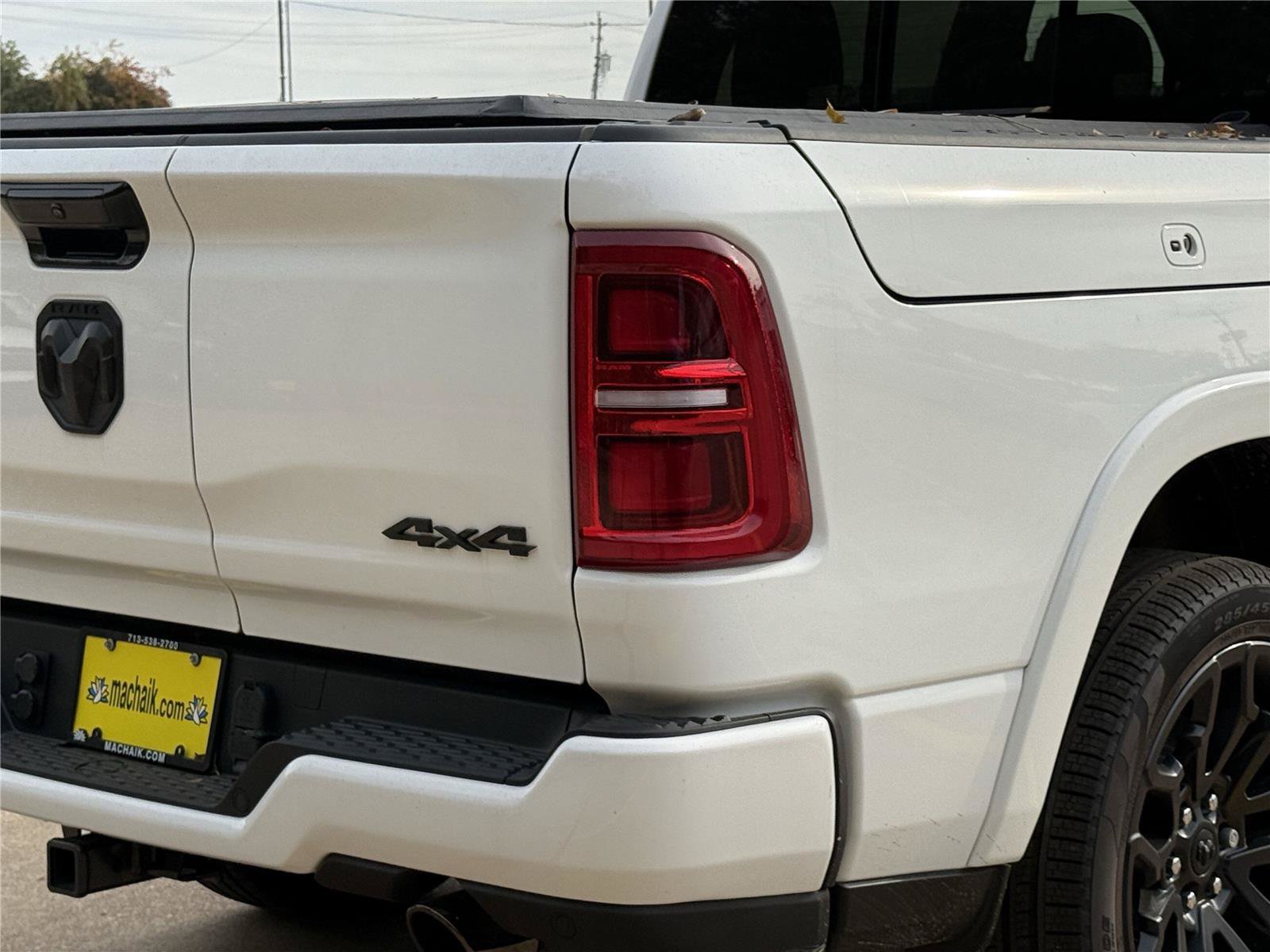 New 2025 RAM 1500 Limited AWD/4WD image 10