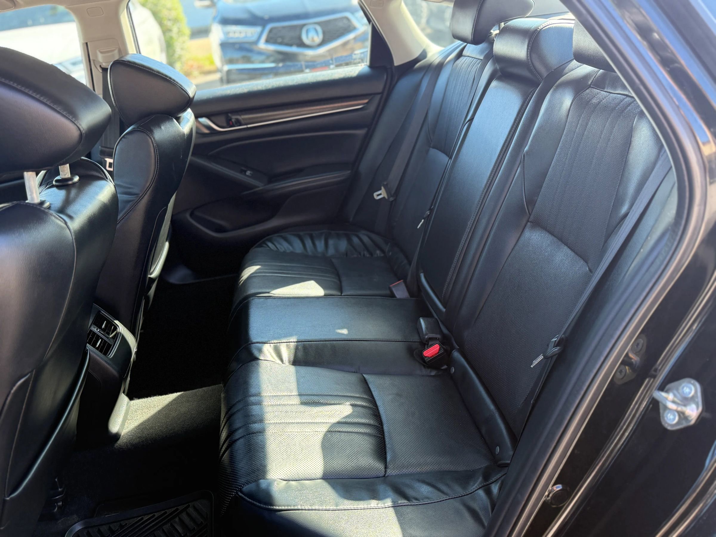 Used 2018 Honda Accord EX-L image 14