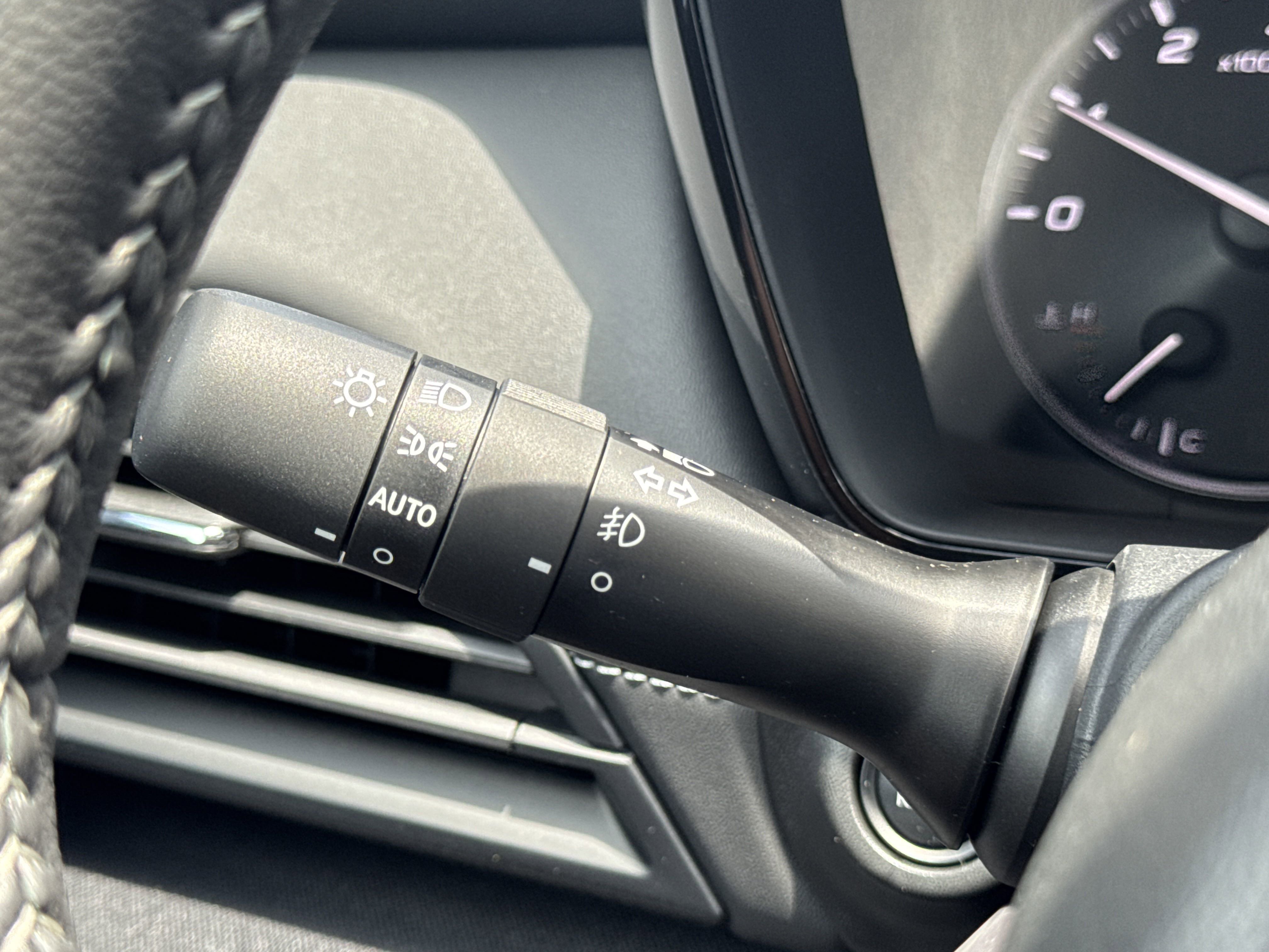 New 2025 Subaru Outback Premium image 17