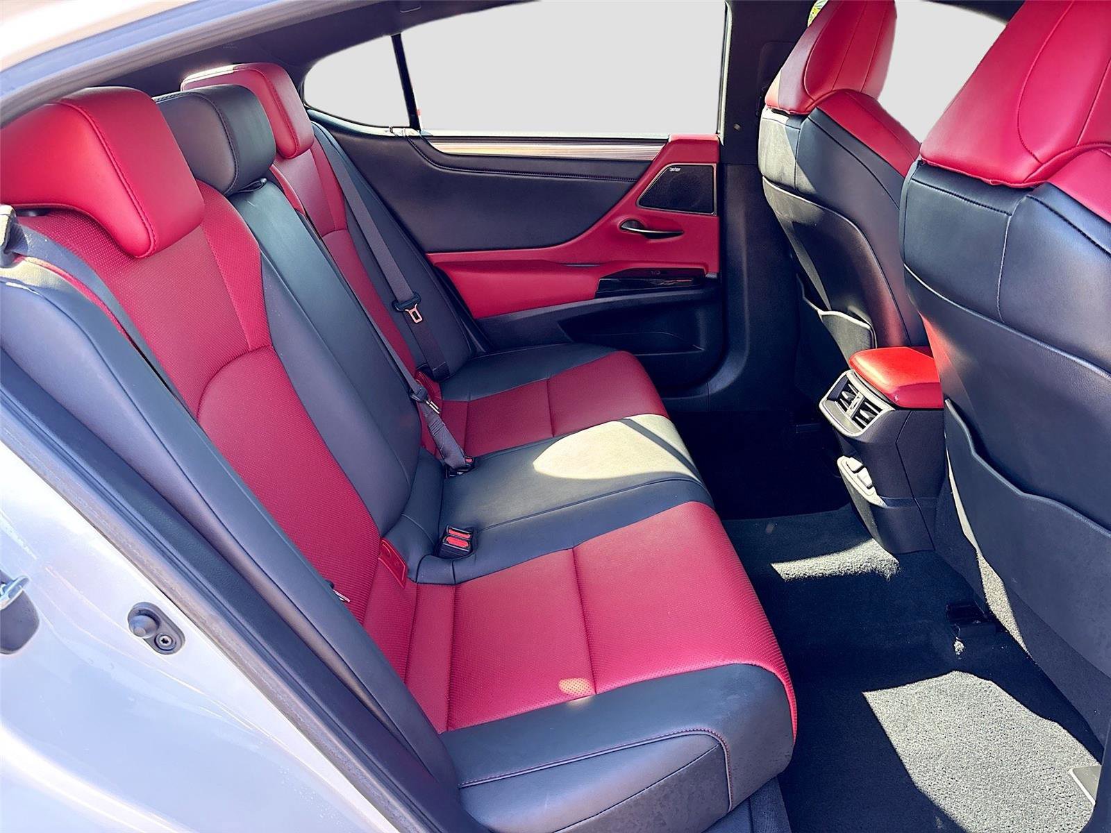 Used 2025 Lexus ES 350 F Sport image 31