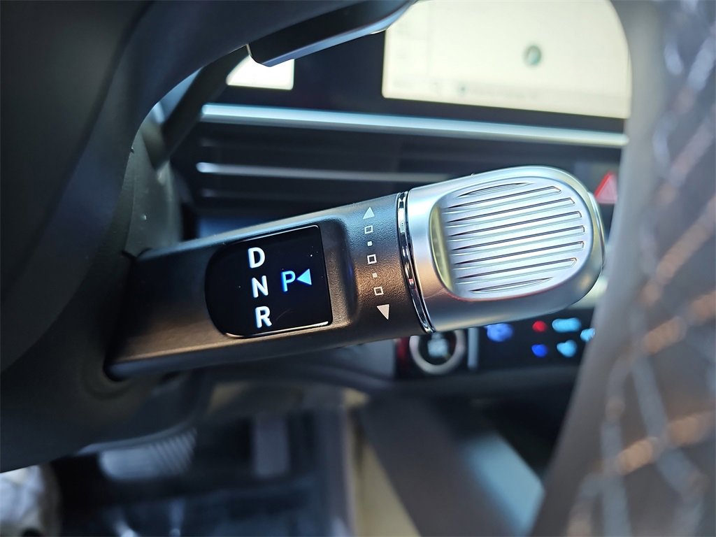 New 2025 Hyundai Ioniq 6 SE image 25