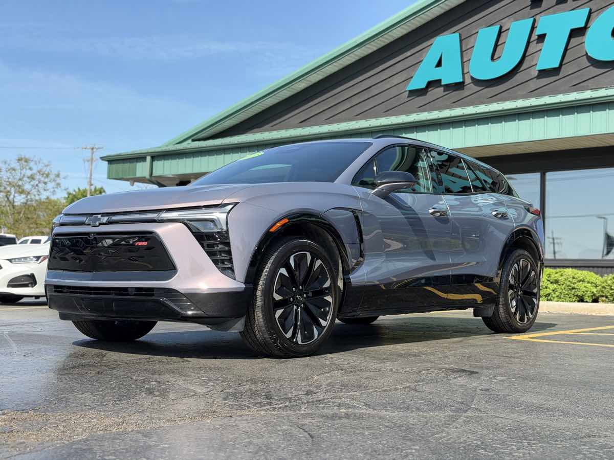 Used 2024 Chevrolet Blazer EV RS AWD/4WD image 48
