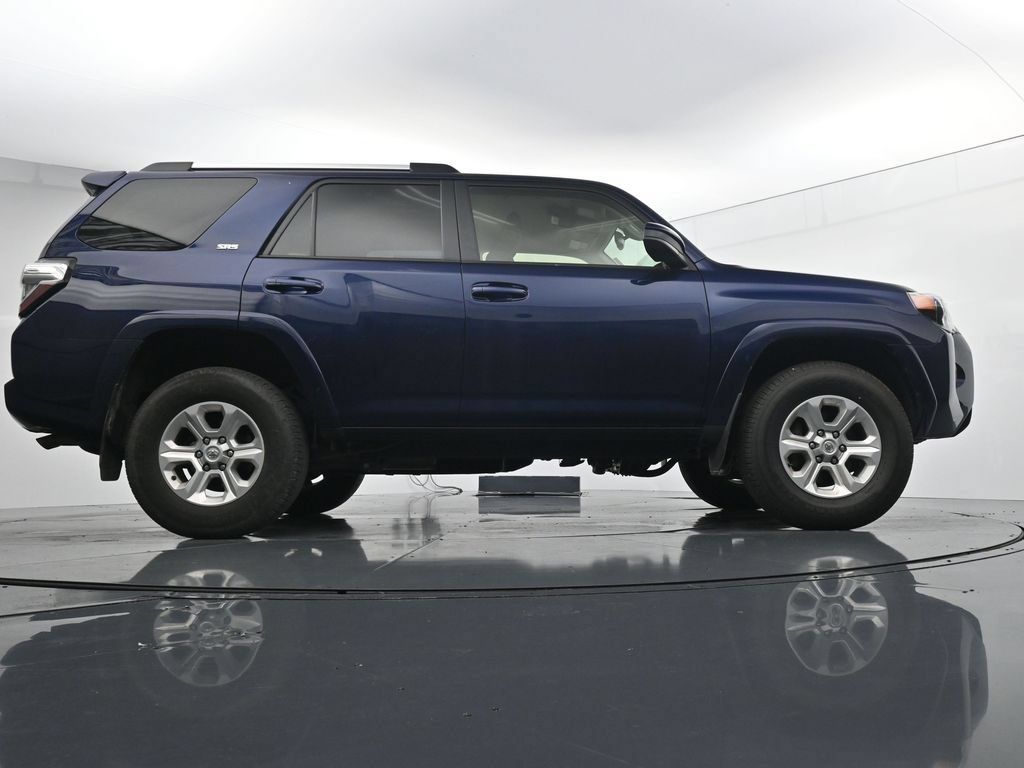 Used 2024 Toyota 4Runner SR5 AWD/4WD image 24