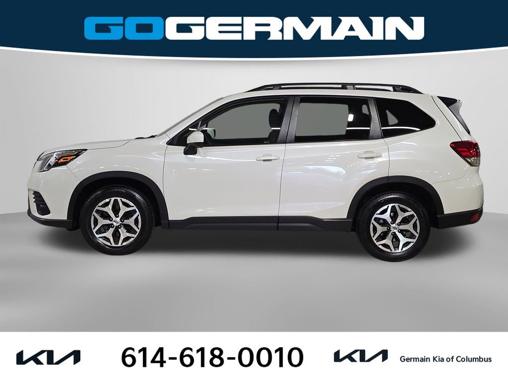 Used 2024 Subaru Forester Premium AWD/4WD image 11
