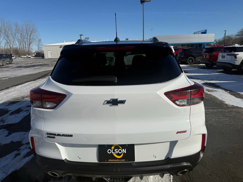 Used 2021 Chevrolet TrailBlazer RS w/ Sun and Liftgate Package image 4
