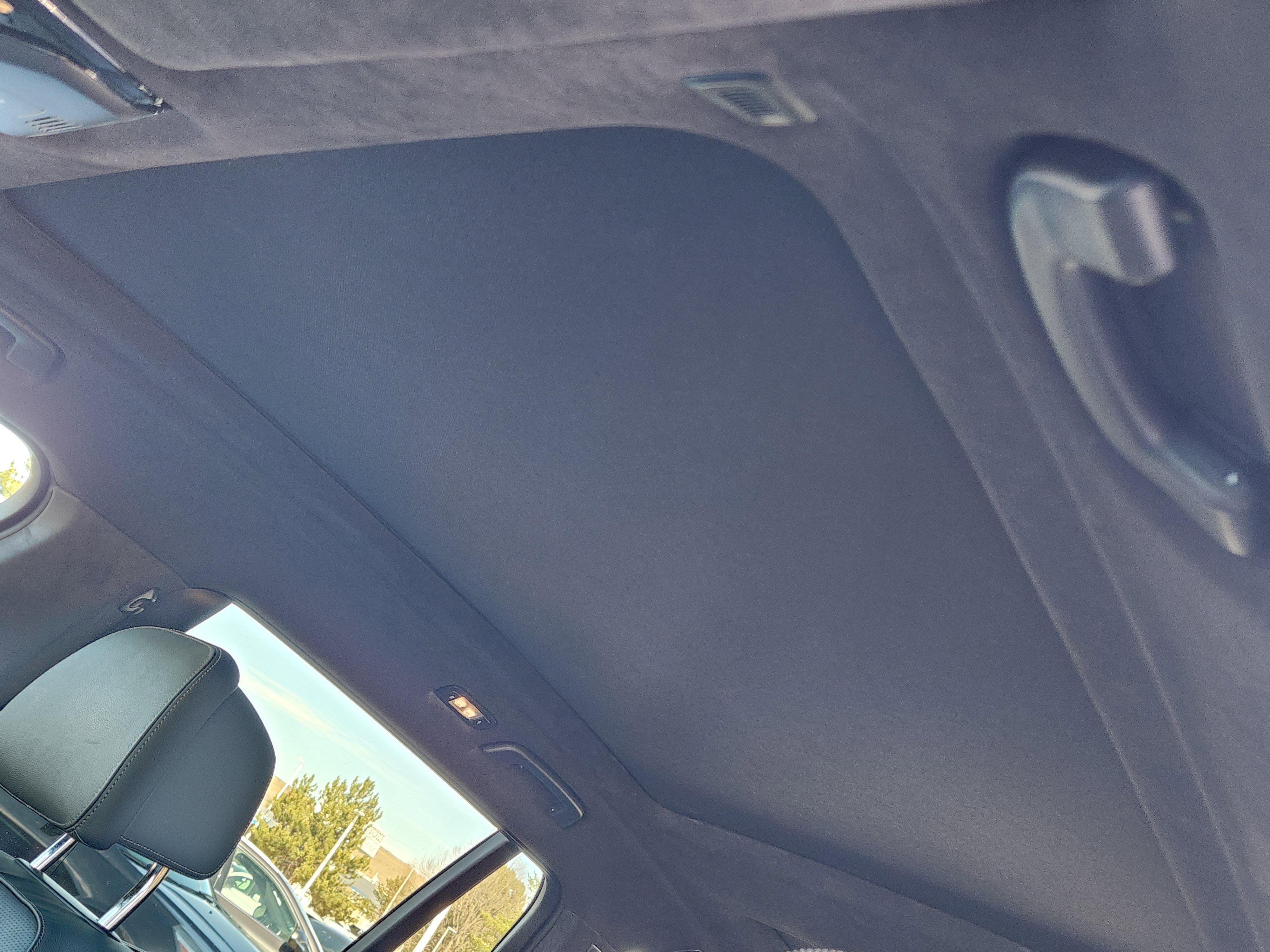 Used 2021 BMW X7 M50i w/ Executive Package image 28