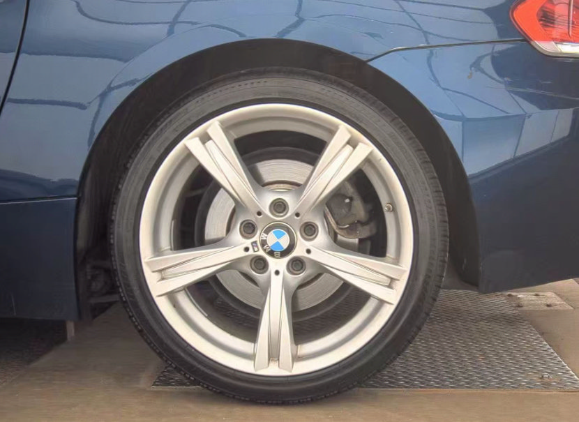 Used 2015 BMW Z4 sDrive28i RWD image 10