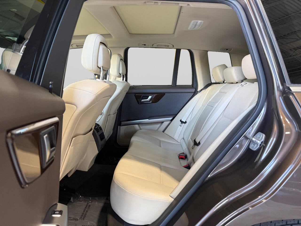 Used 2014 Mercedes-Benz GLK 350 4MATIC image 16