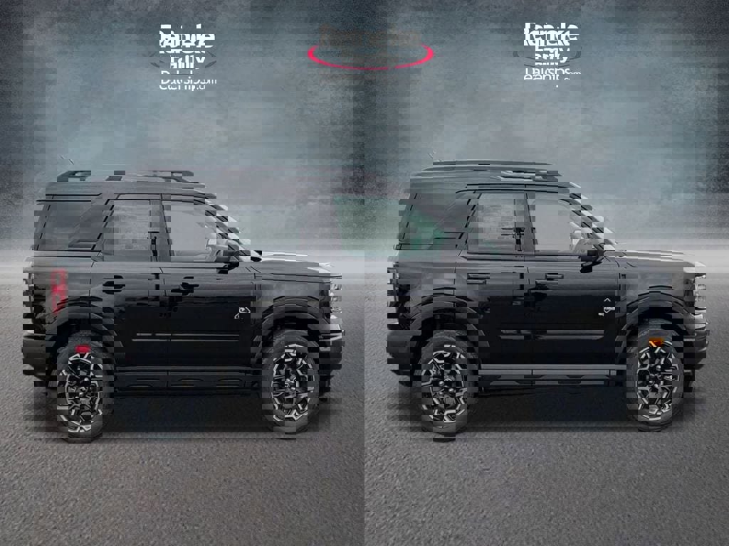 New 2025 Ford Bronco Sport Outer Banks image 4