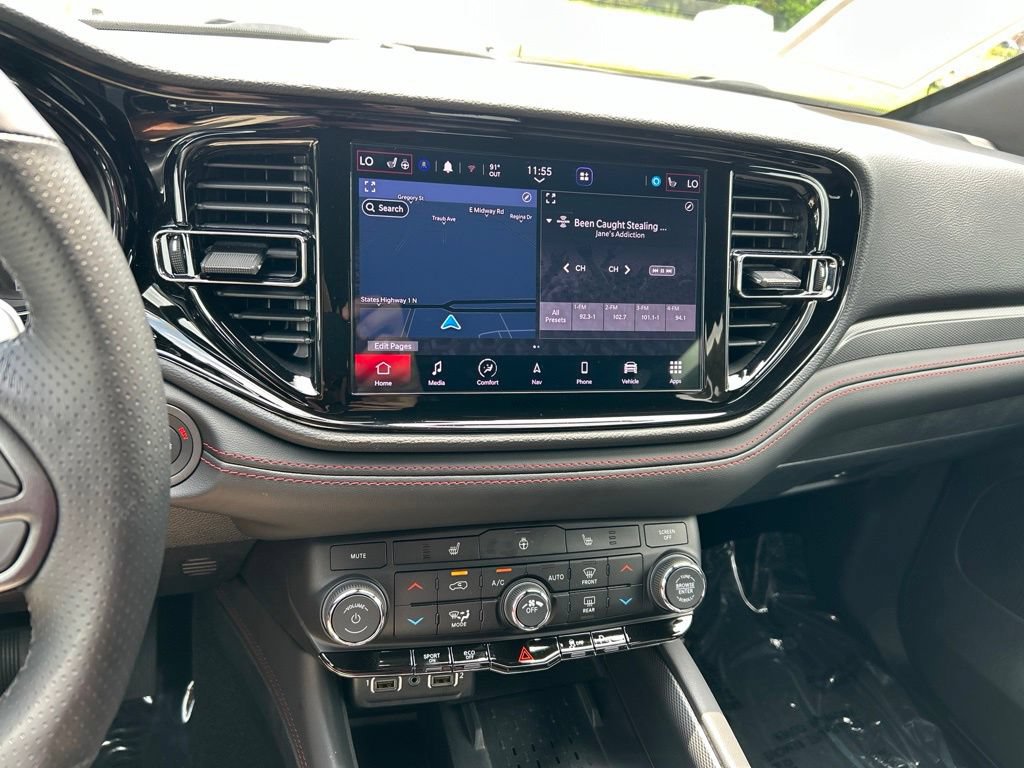 Used 2026 Dodge Durango GT w/ Blacktop Package AWD/4WD image 31