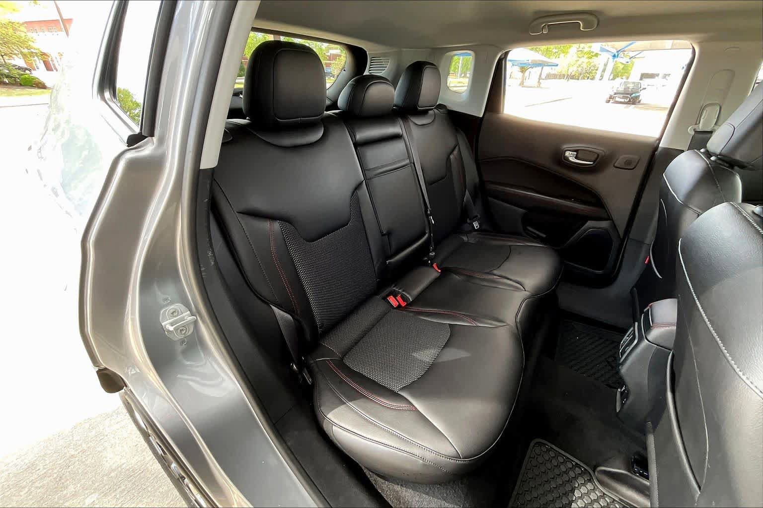 Used 2018 Jeep Compass Trailhawk w/ Safe & Security Group image 20