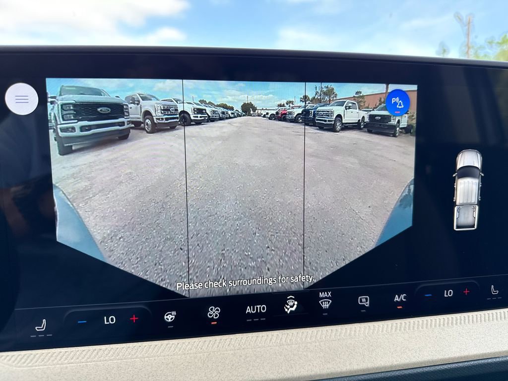 New 2025 Ford Maverick Lariat w/ 4K Tow Package image 28