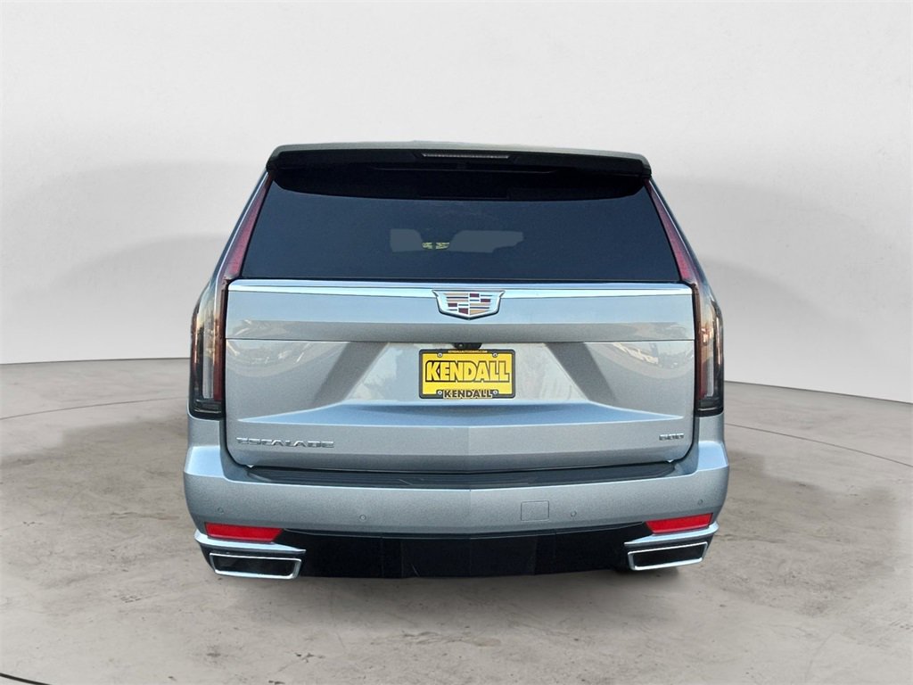 Used 2024 Cadillac Escalade Premium Luxury Platinum image 4