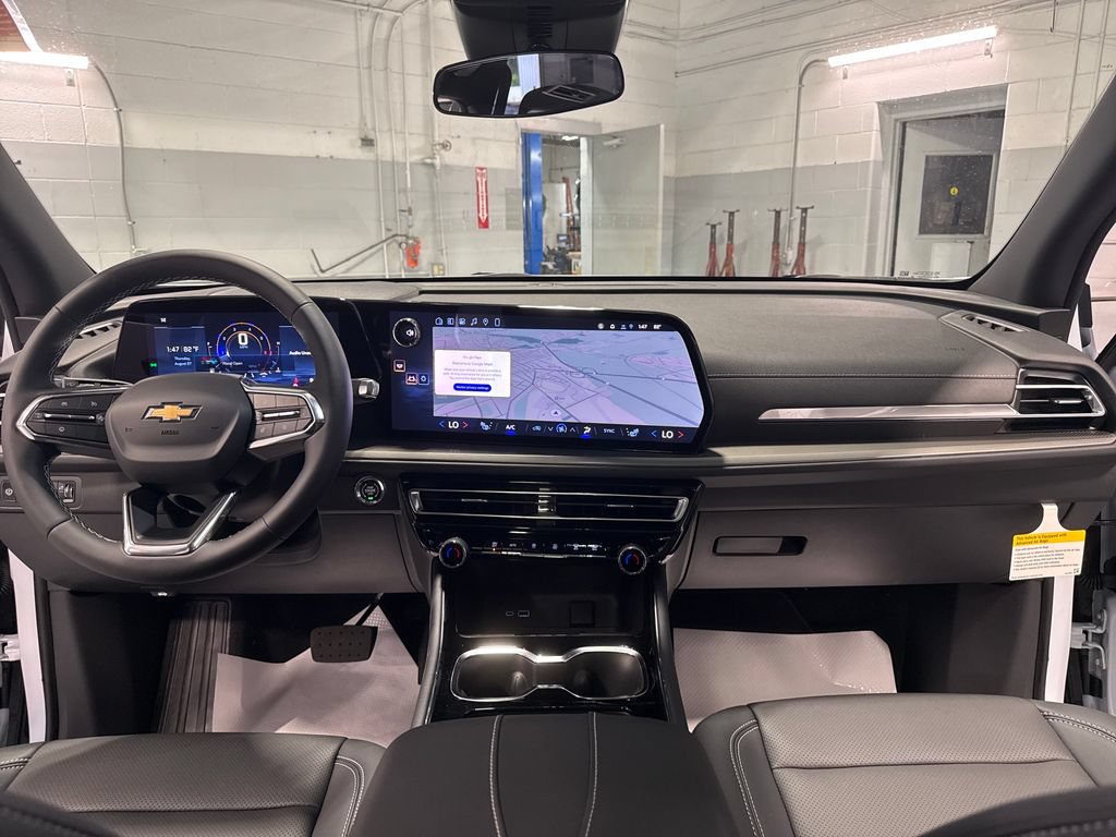 New 2027 Chevrolet Traverse LT w/ Sun and Wheel Package AWD/4WD image 38