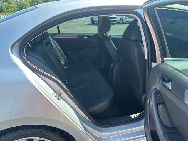 Used 2014 Volkswagen Jetta TDI FWD image 22