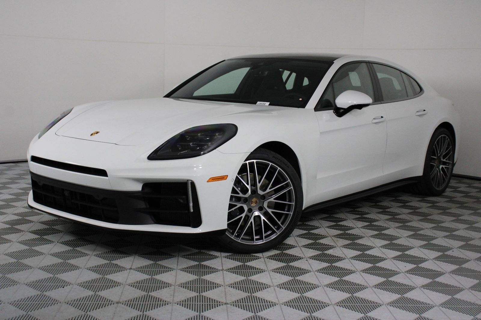 New 2026 Porsche Panamera RWD image 1