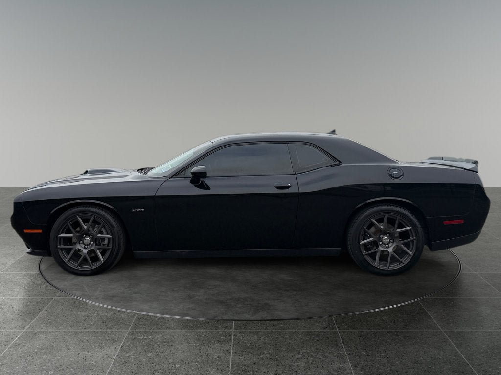 Used 2016 Dodge Challenger R/T Plus RWD image 5