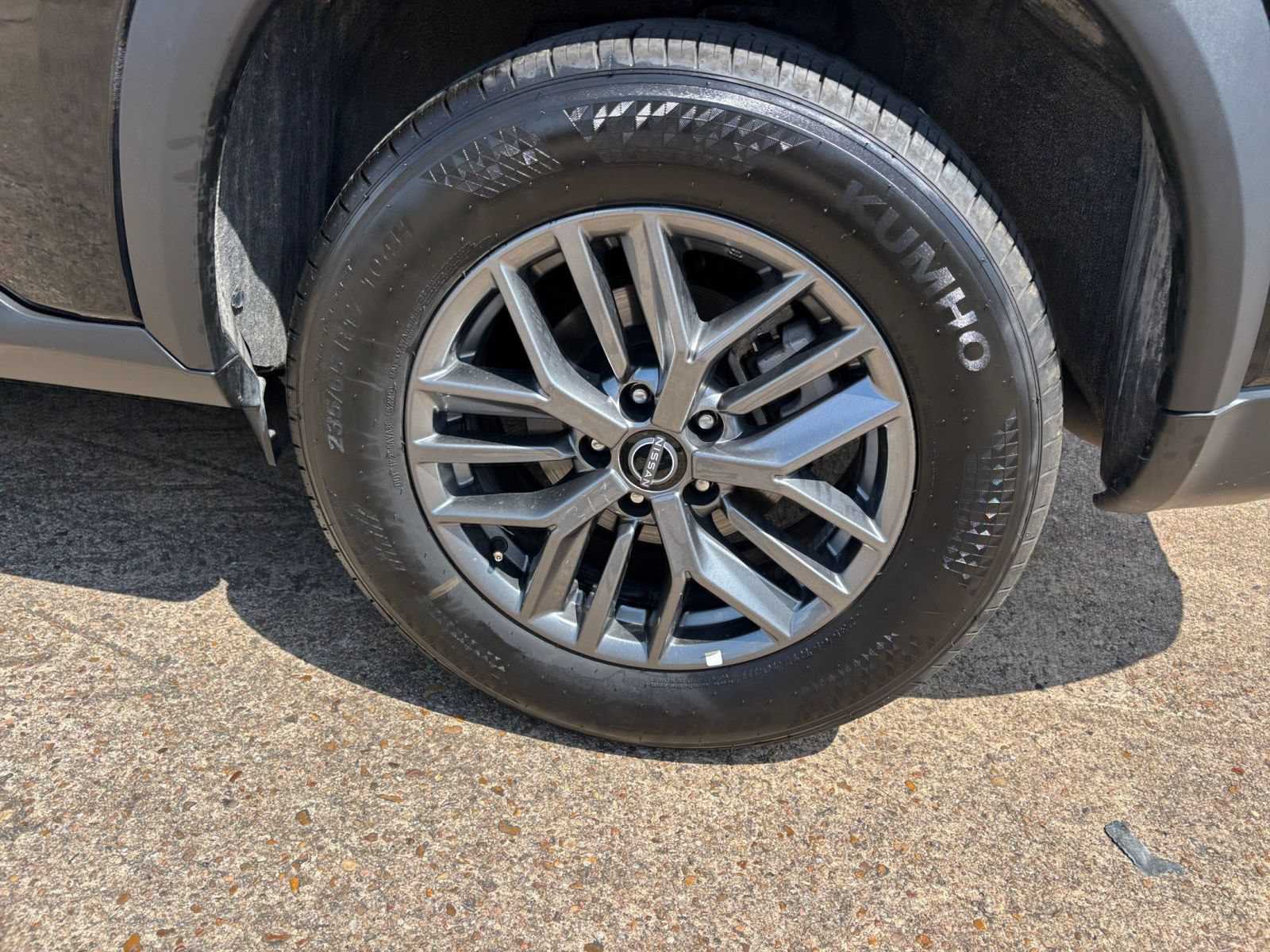 Used 2026 Nissan Rogue SV FWD image 31