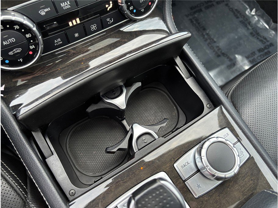 Used 2015 Mercedes-Benz SL 550 image 35