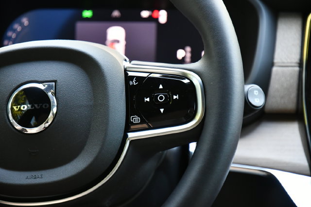 New 2027 Volvo XC90 B6 Plus AWD/4WD image 25