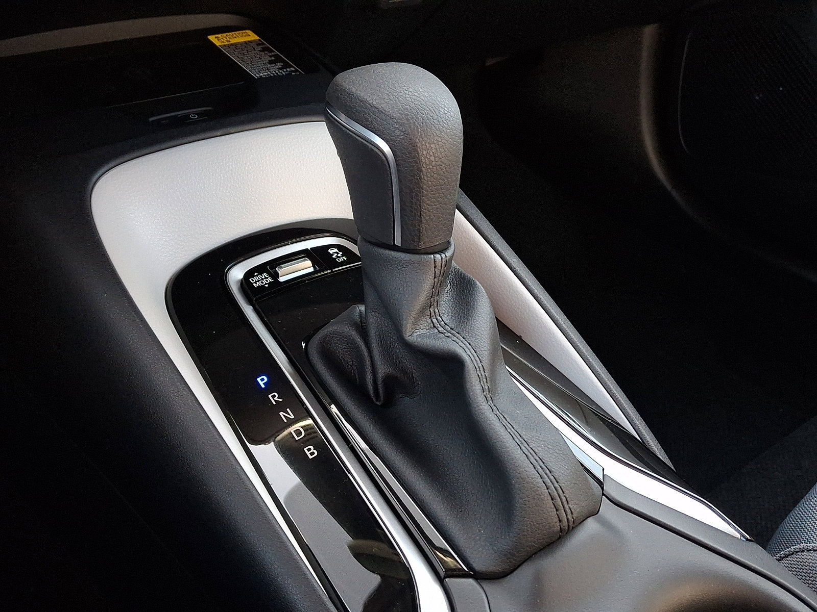 New 2026 Toyota Corolla SE image 10