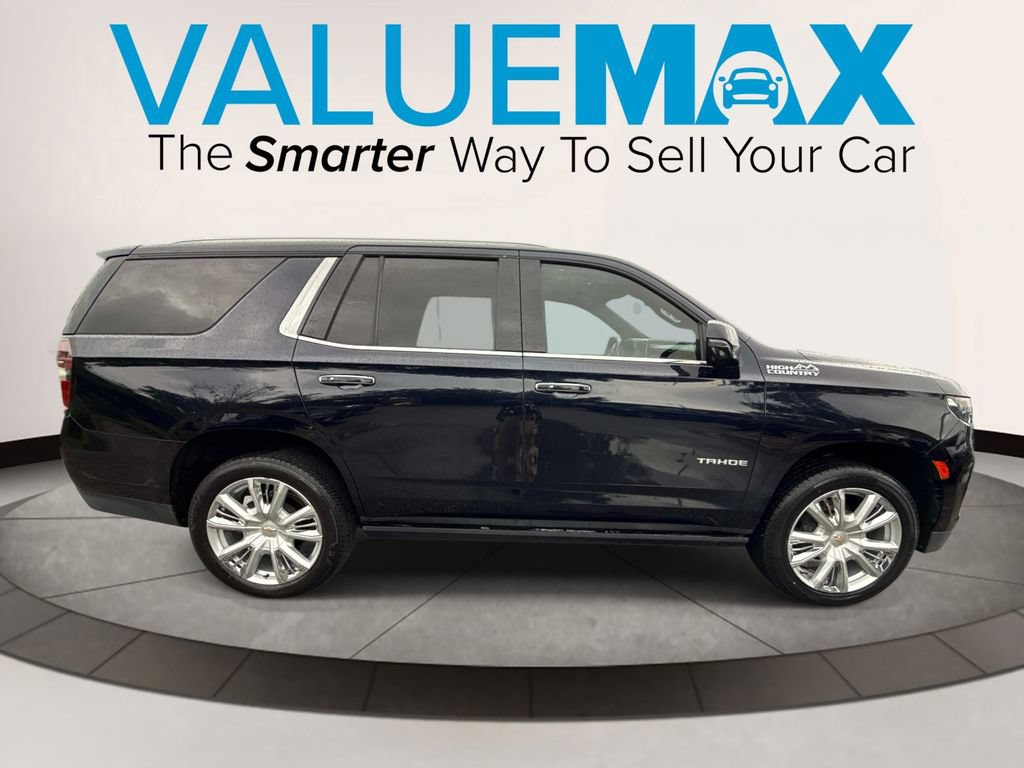 Used 2021 Chevrolet Tahoe High Country w/ Premium Package AWD/4WD image 2