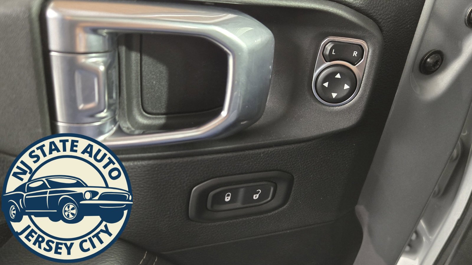 Used 2023 Jeep Gladiator Overland image 19