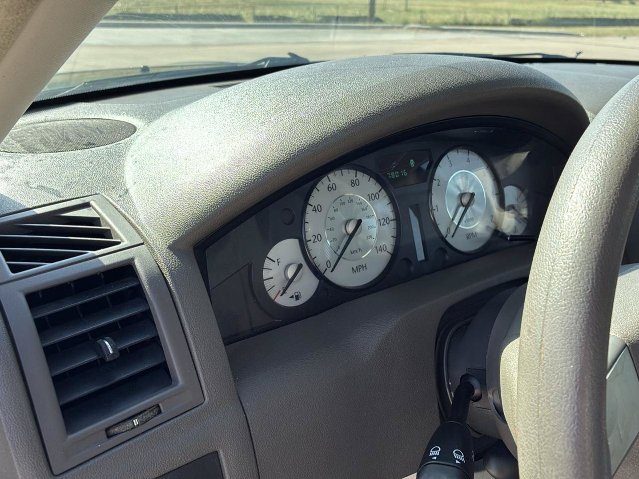 Used 2008 Chrysler 300 LX RWD image 19