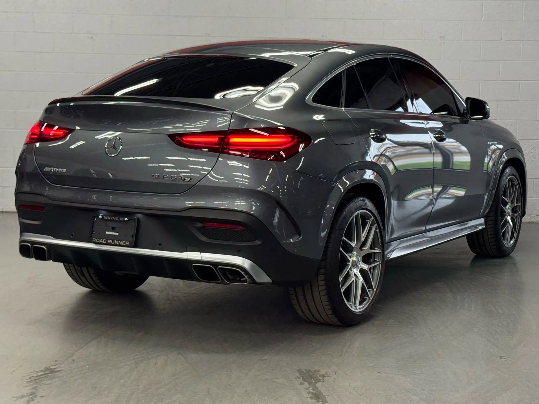 Used 2024 Mercedes-Benz GLE 63 AMG S image 10