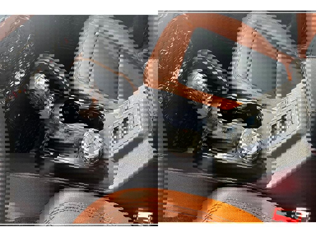 Used 2024 Ford Bronco Outer Banks image 15