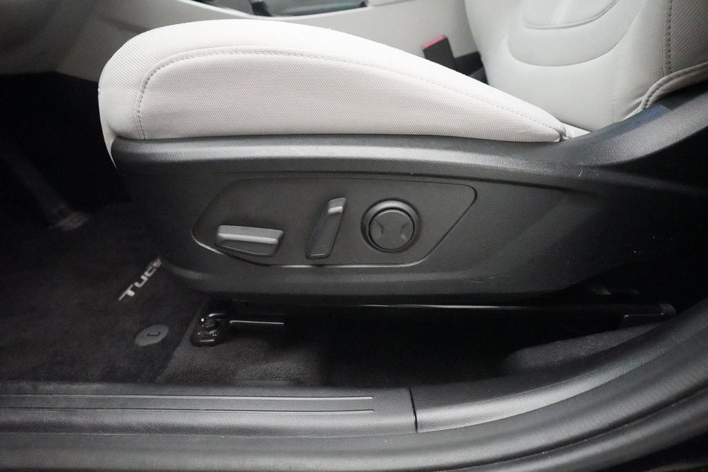 Used 2026 Hyundai Tucson SEL AWD/4WD image 29