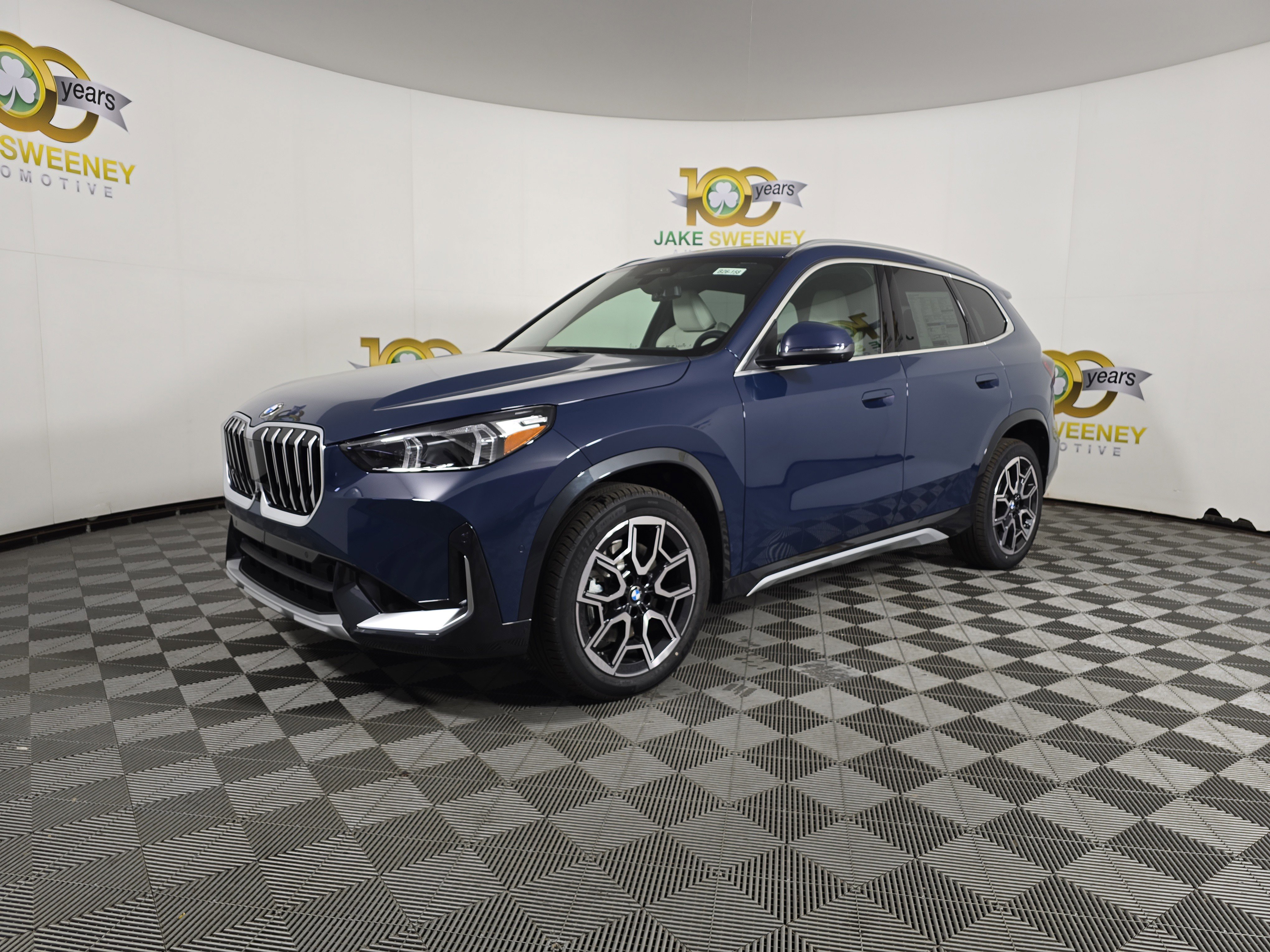 New 2026 BMW X1 xDrive28i w/ Technology Package image 3